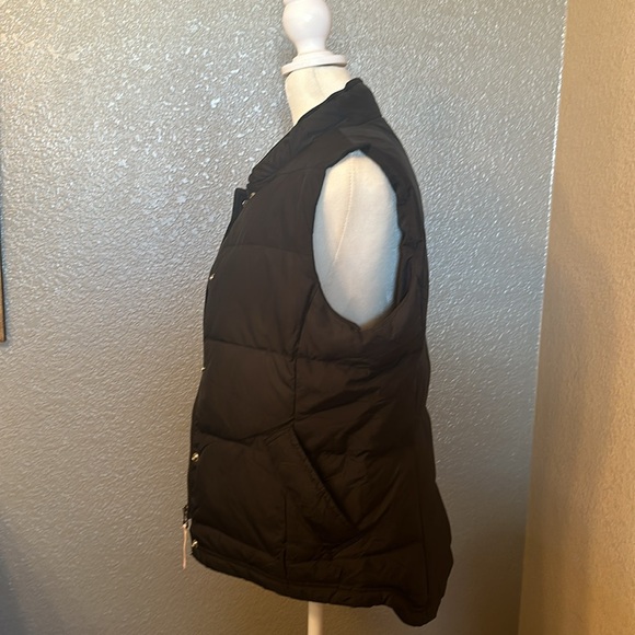 Jcrew size M black plush down-style zip up vest - Picture 4 of 5